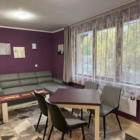 Grand Monastery Hotel Apartments بامبوروفو المظهر الخارجي الصورة