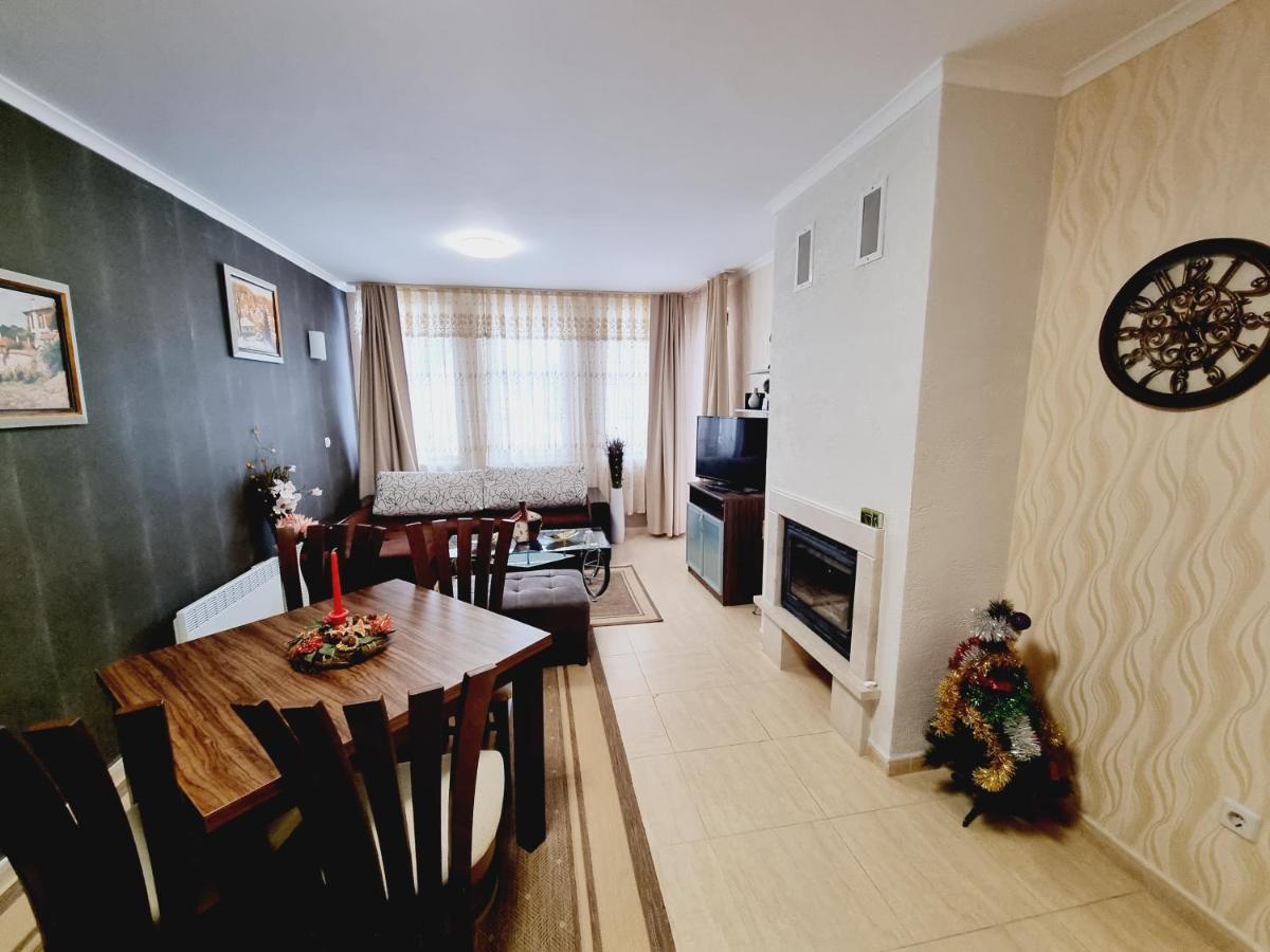 Grand Monastery Hotel Apartments بامبوروفو المظهر الخارجي الصورة