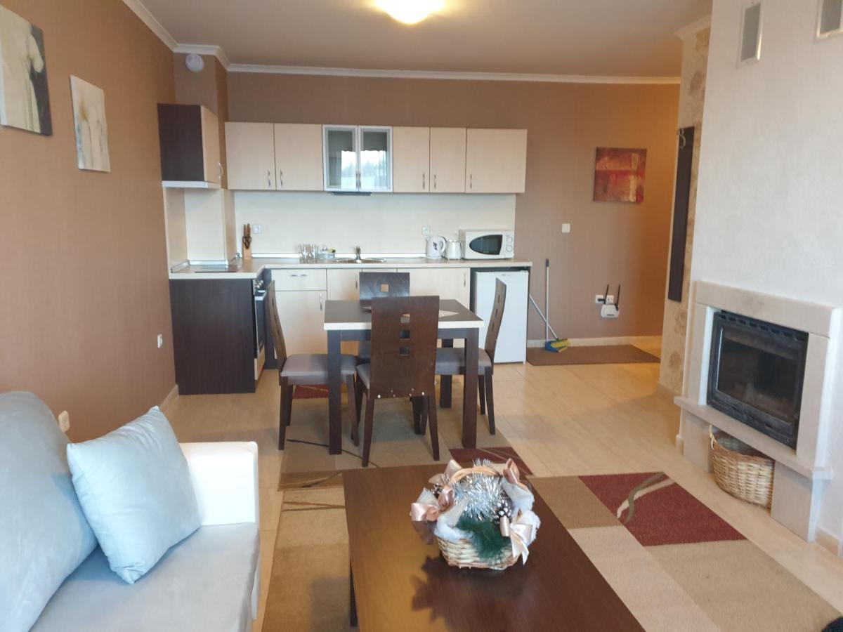 Grand Monastery Hotel Apartments بامبوروفو المظهر الخارجي الصورة