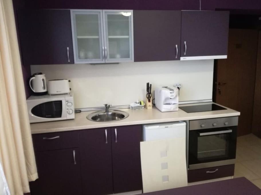 Grand Monastery Hotel Apartments بامبوروفو المظهر الخارجي الصورة