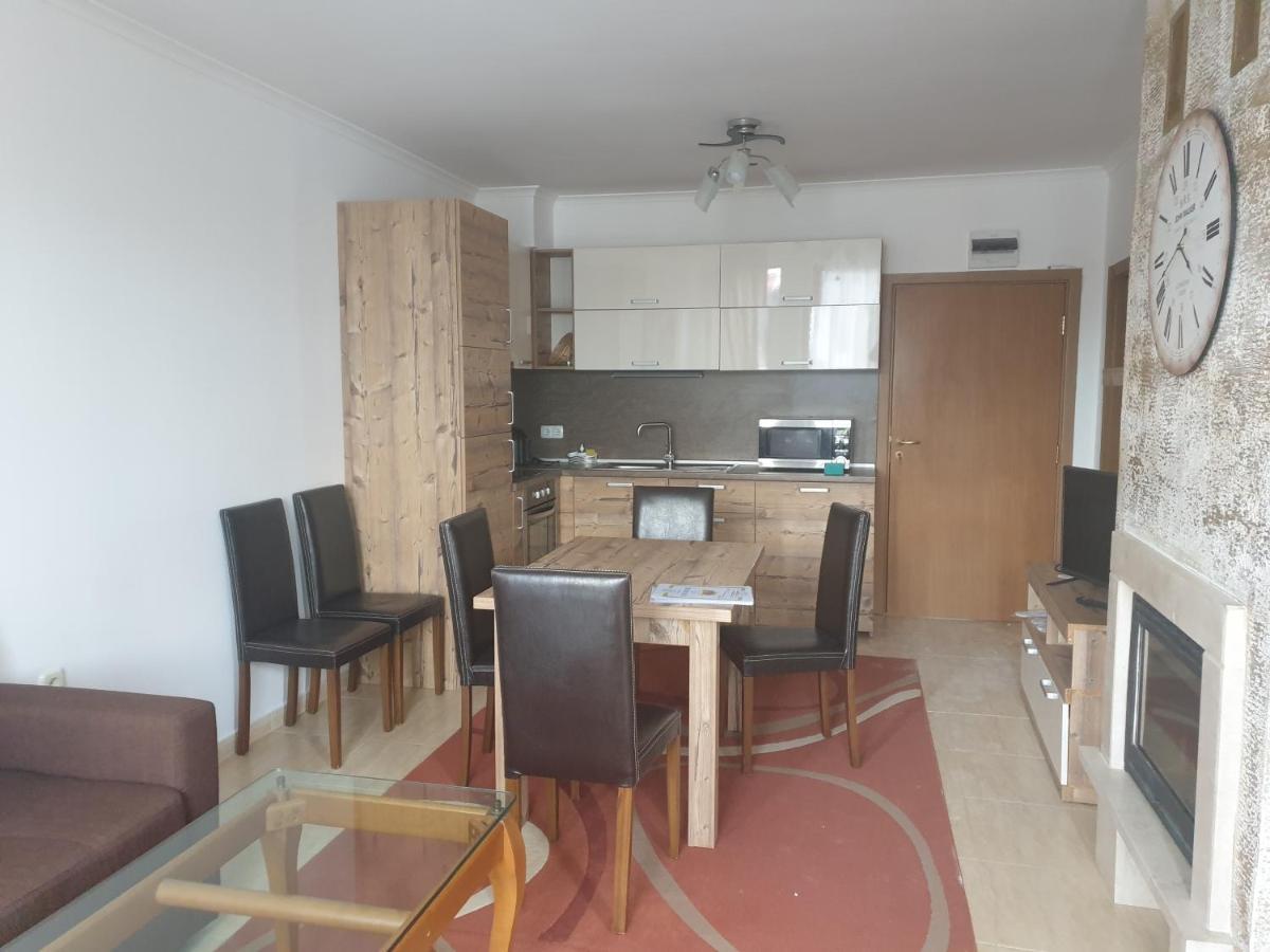 Grand Monastery Hotel Apartments بامبوروفو المظهر الخارجي الصورة